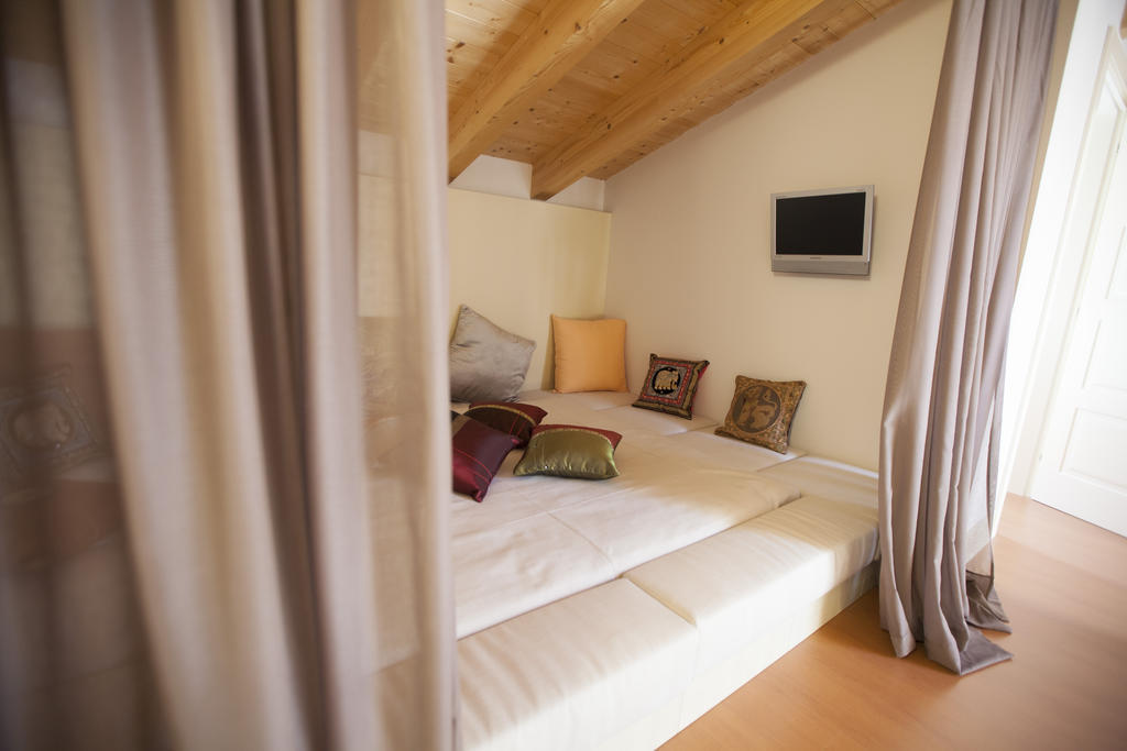 Belfiore Park Hotel 4Stars Superior "Adults Only" Бренцоне-суль-Гарда Номер фото